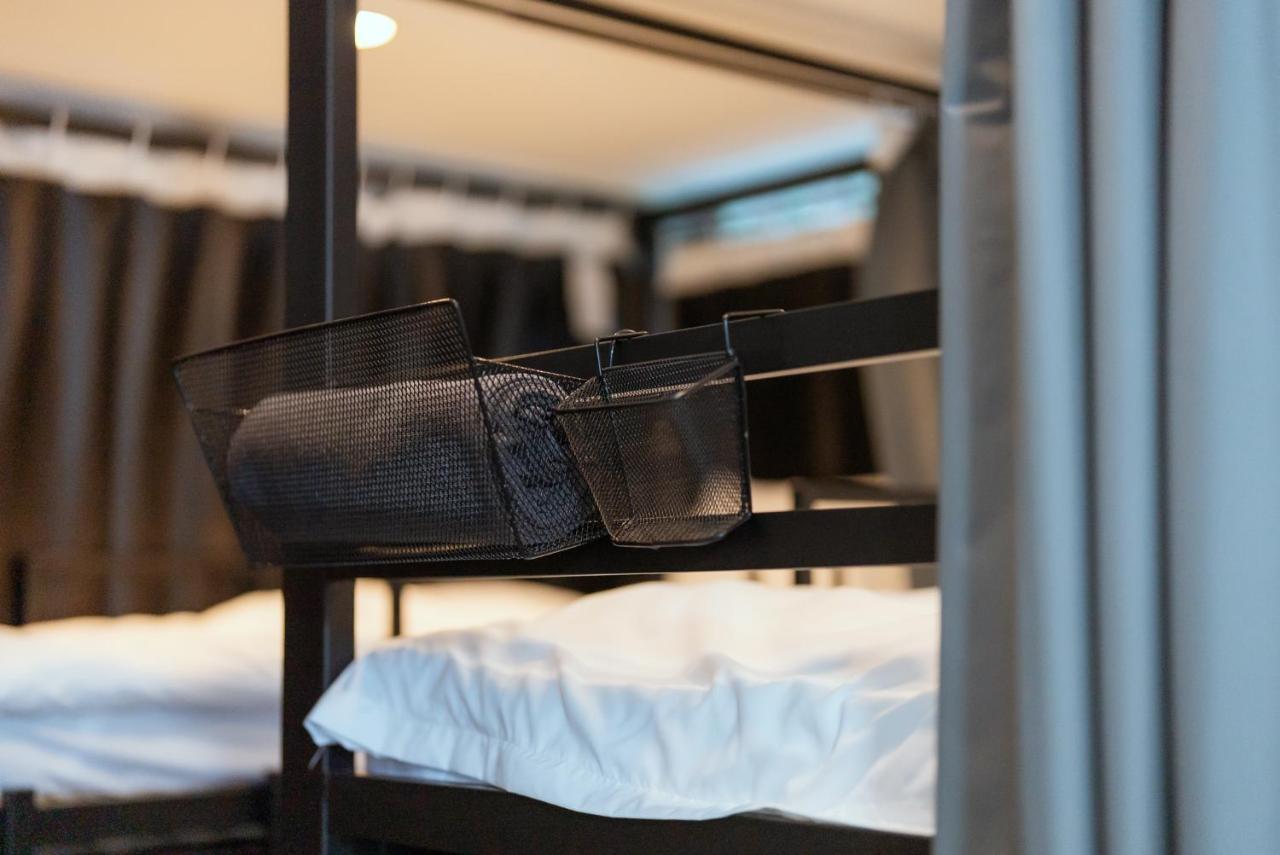 420 Hostel - Ekkamai Buds & Beds Bangkok Bagian luar foto